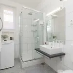 Deluxe Navis Apartment