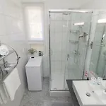 Deluxe Navis Apartment *