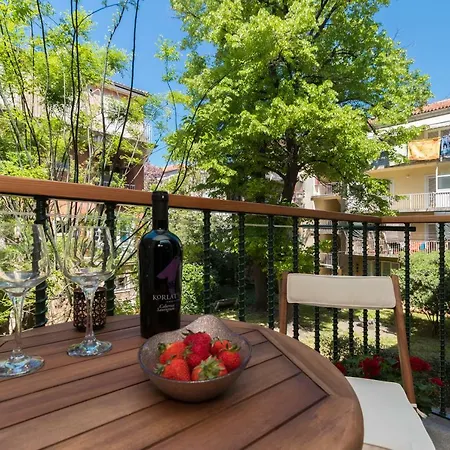 Apartament Deluxe Navis *