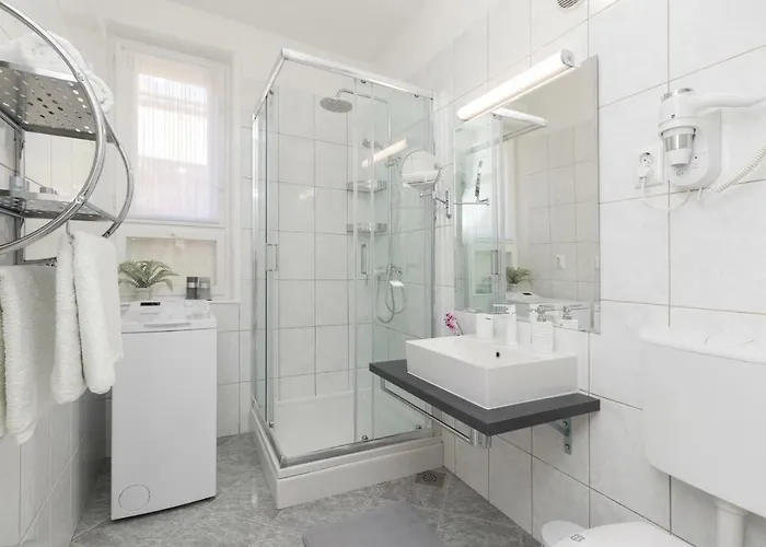 Deluxe Navis Lejlighed